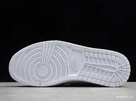 1 Jordan BQ6472-106 White (W) University Mid BQ6472-106 Red 0429